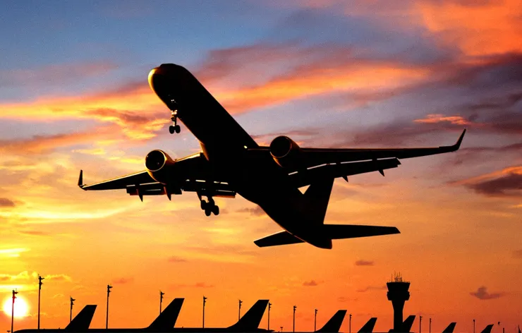 Aeroporto de Porto Alegre vai retomar voos em outubro